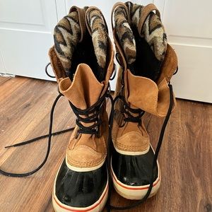 Womens Sorel Boots Size 8.5